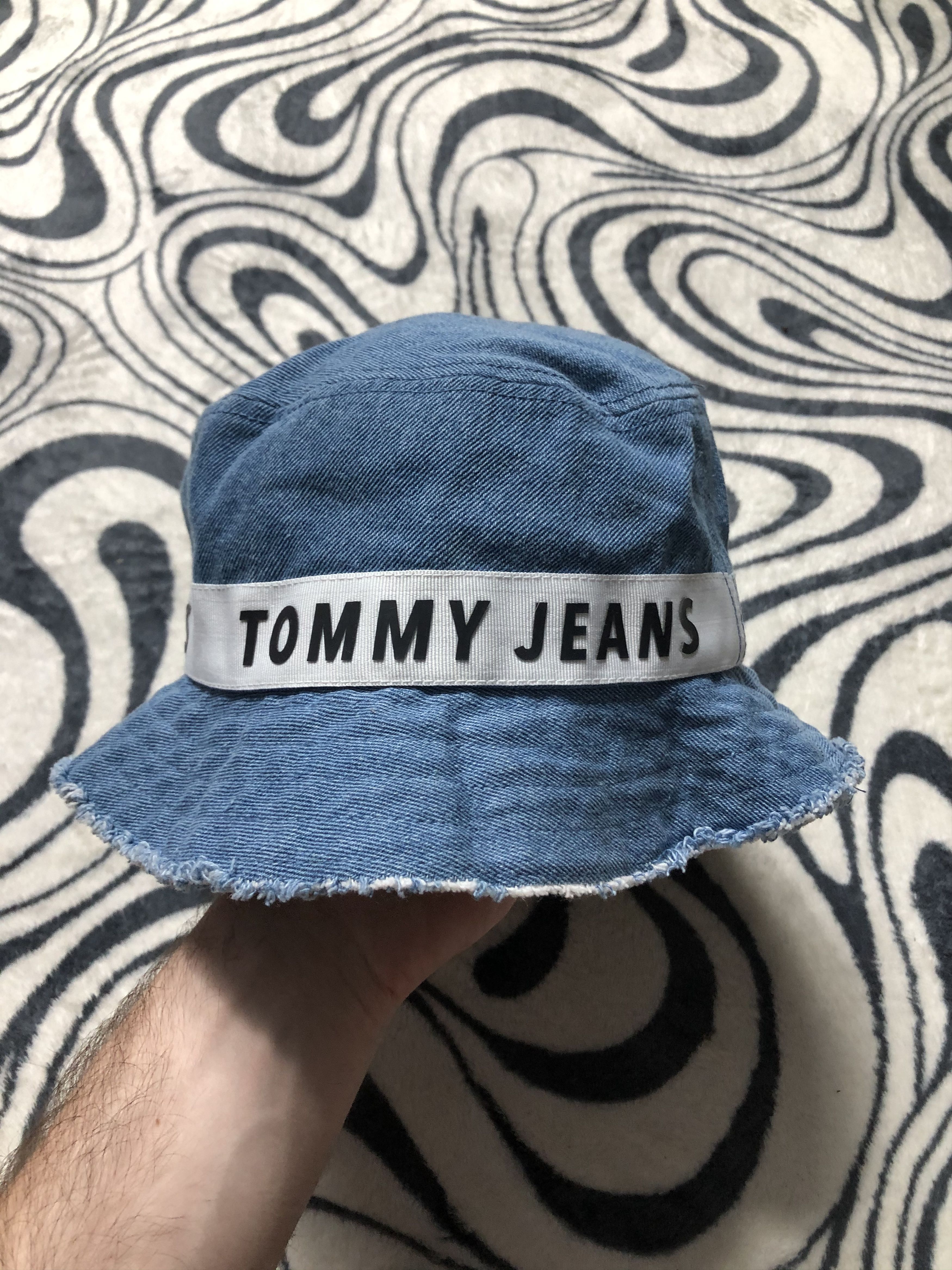 Tommy jeans online bucket