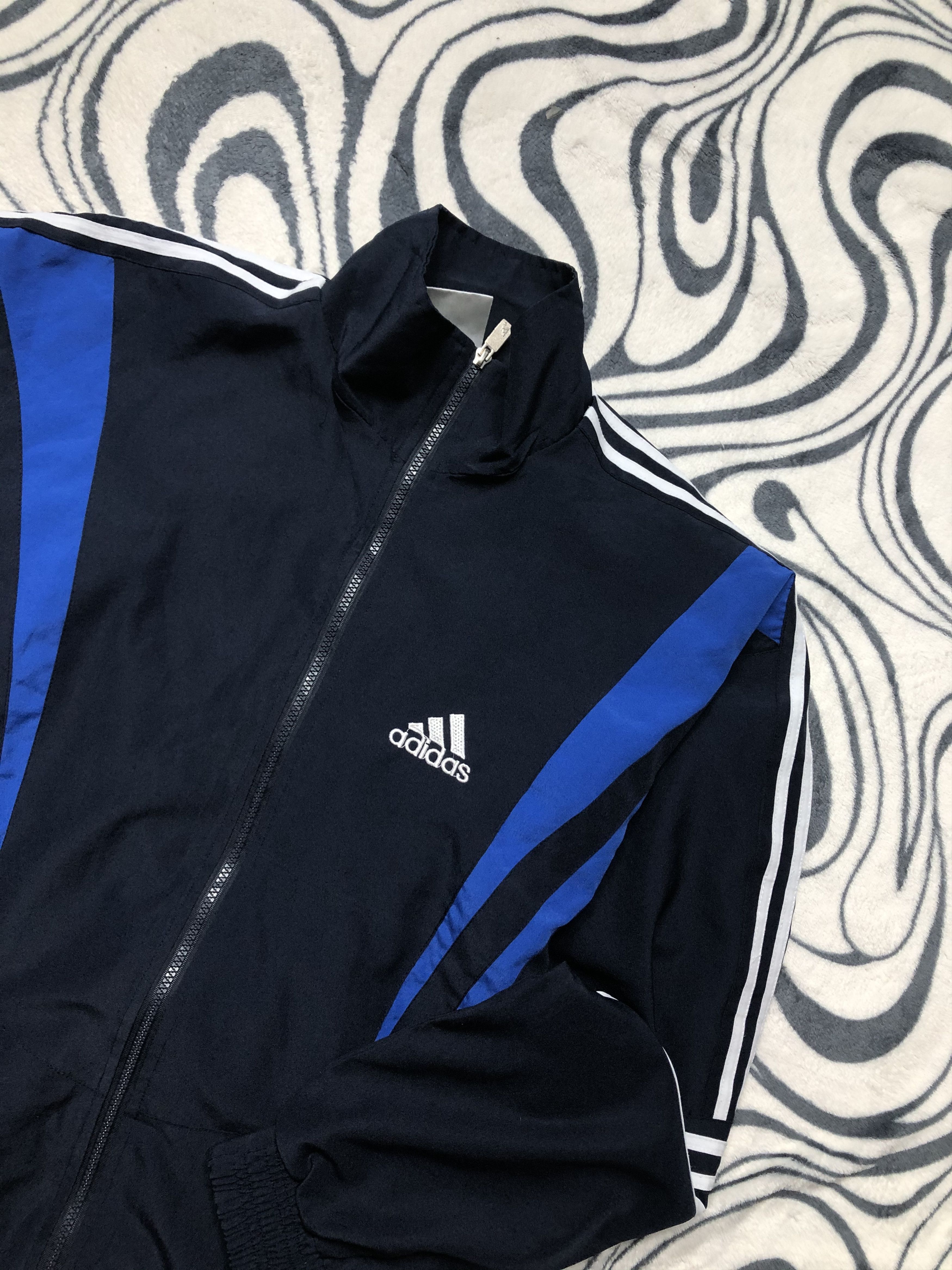 Adidas Adidas 90s Vintage Mens Nylon Track Top Jacket Drill style Size US XXL / EU 58 / 5 - 2 Thumbnail