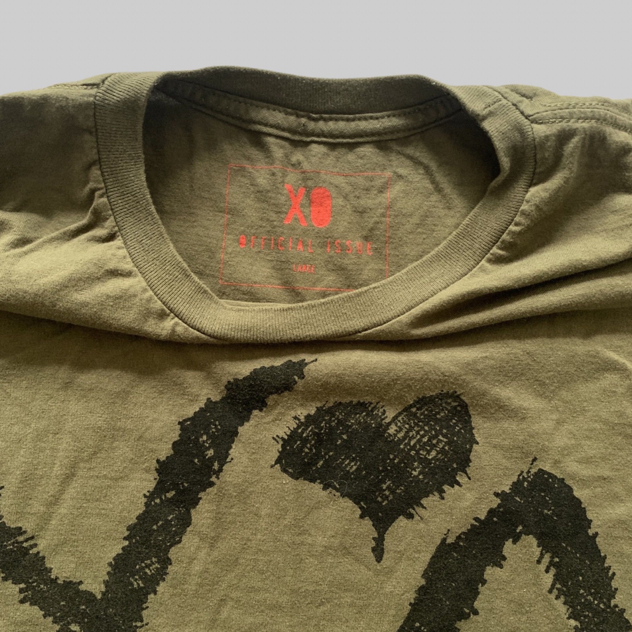 The Weeknd 2013 OFFICIAL ISSUE XO ARMY GREEN T-SHIRT TEE Size US L / EU 52-54 / 3 - 2 Thumbnail