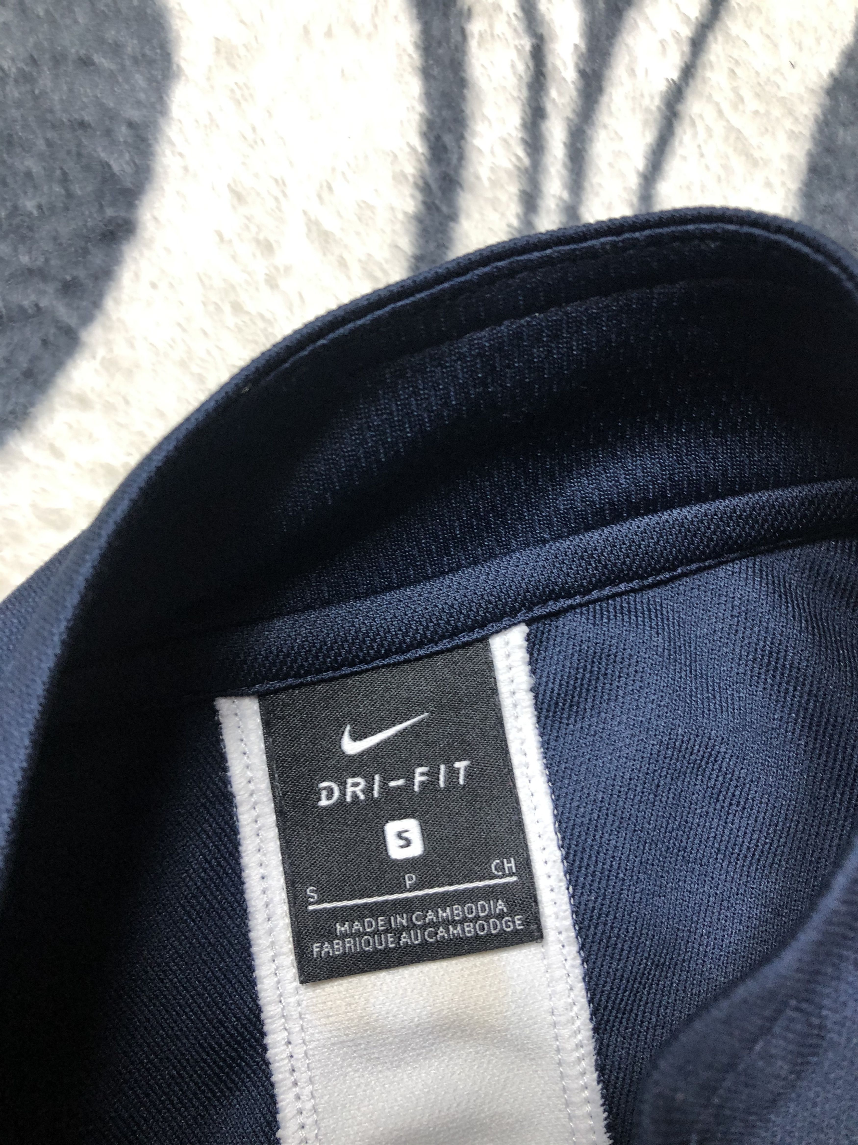 Nike Nike Vintage Mens Track Top Jacket Dri Fit Y2K Size US S / EU 44-46 / 1 - 4 Thumbnail