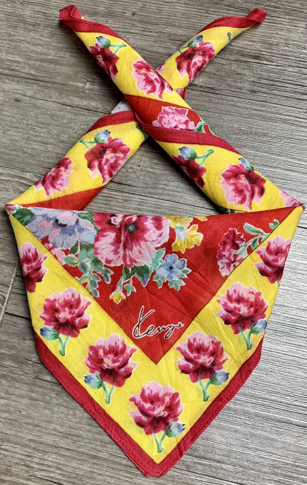 Kenzo Kenzo Handkerchief / Bandana / Neckerchief Size ONE SIZE - 1 Thumbnail