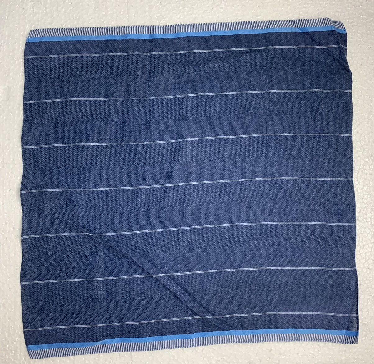Issey Miyake Issey Miyake Handkerchief / Neckerchief / Bandana Size ONE SIZE - 2 Thumbnail