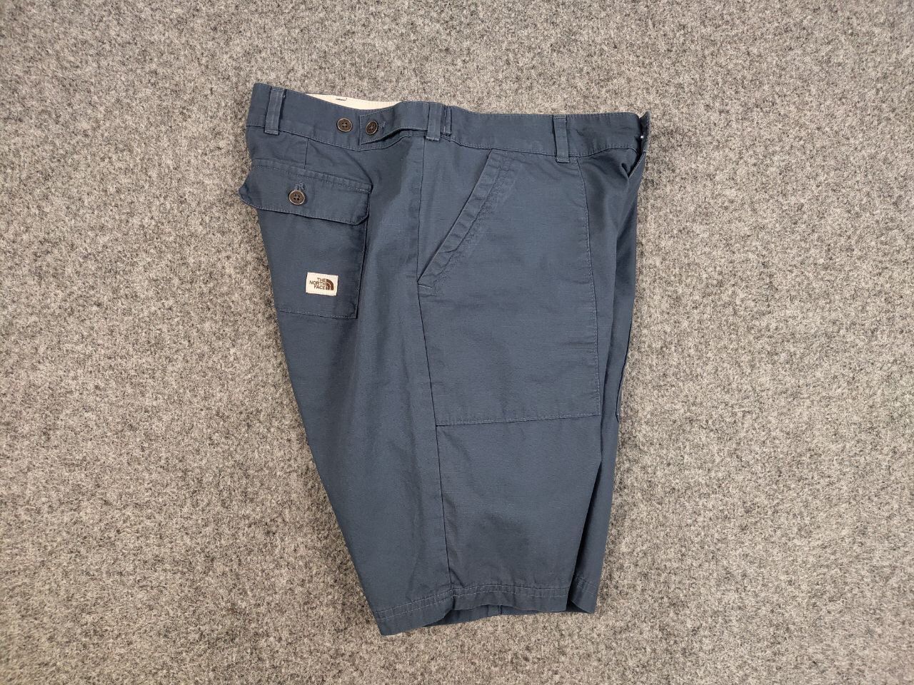 The North Face The North Face Brown label Casual Blue Cotton Mens Shorts Size US 32 / EU 48 - 10 Thumbnail