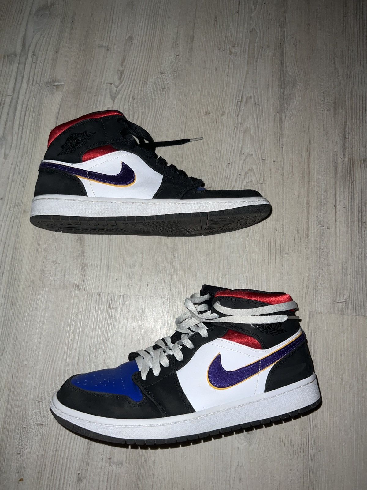 Nike Air Jordan 1 Mid SE Rivals | Grailed