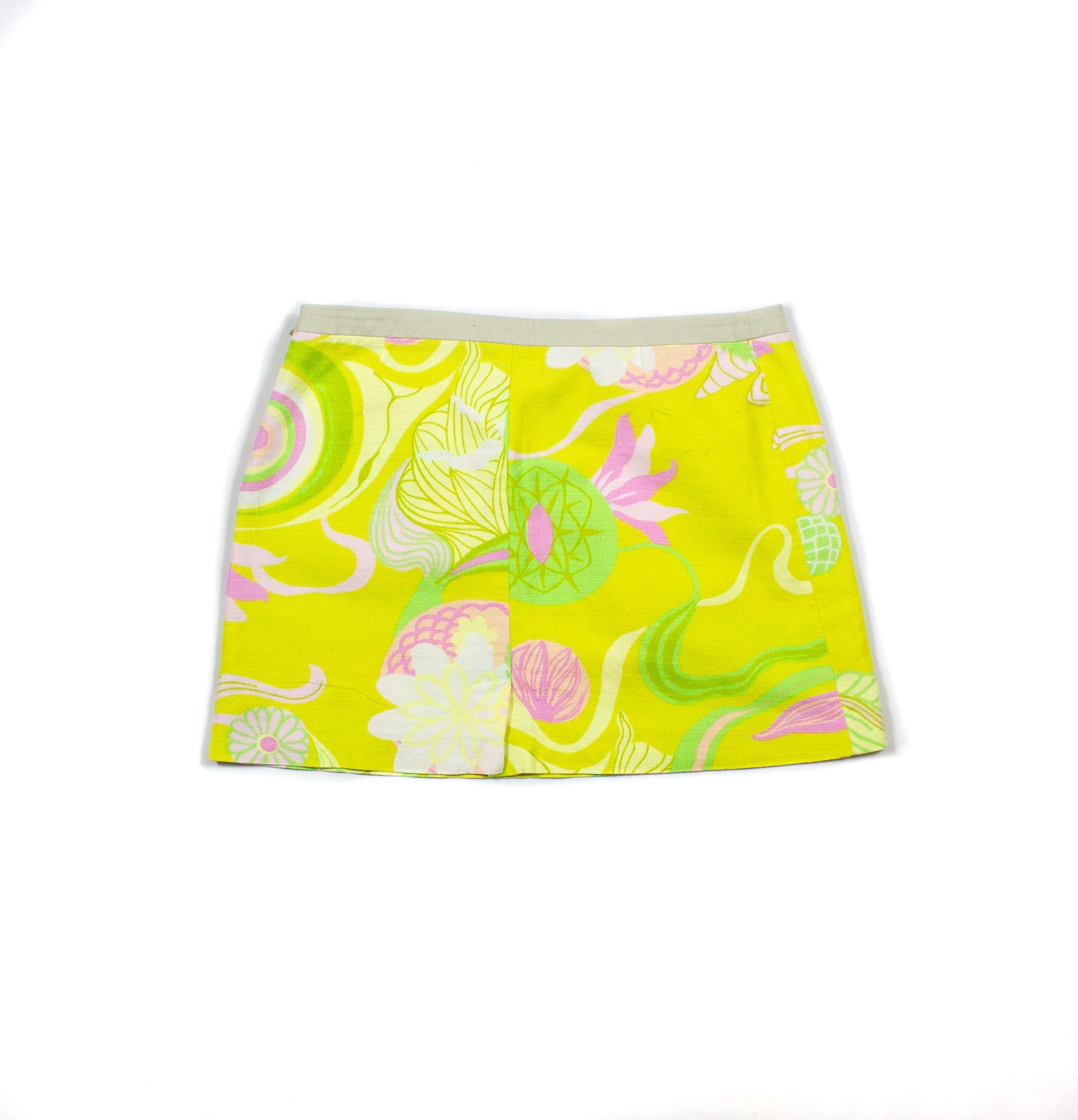 image of Dolce Gabbana Y2K Mini Skirt in Green, Men's (Size 26)
