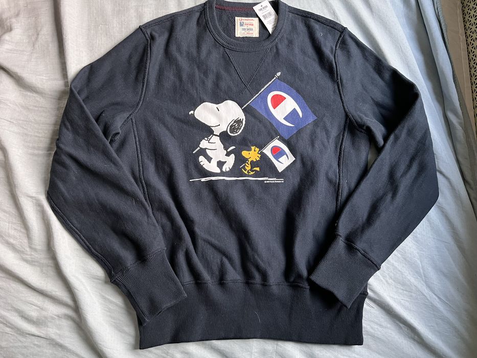 Todd Snyder Todd Snyder + Champion x Peanuts Snoopy Sweatshirt Sweater ...