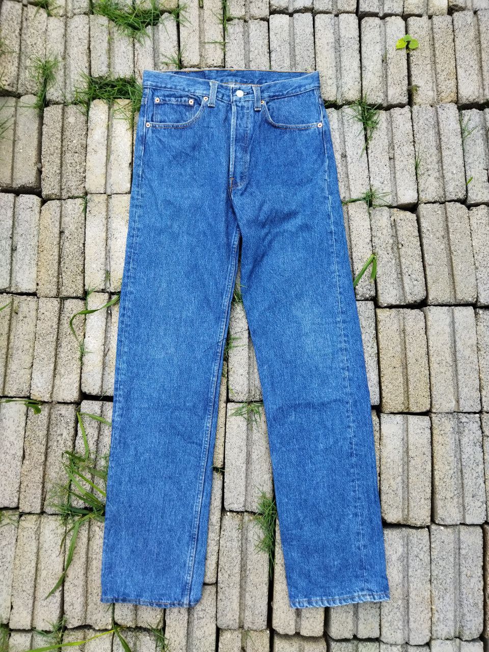 Vintage Levi's 501 Blue Jeans - Size 32