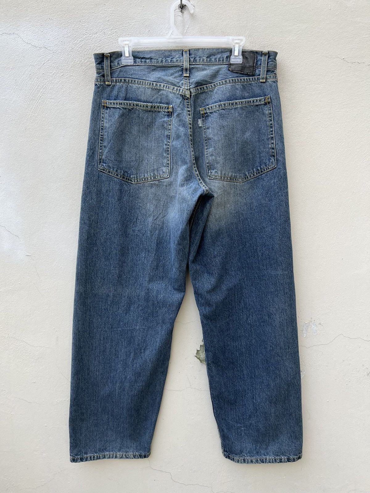 Levi's × Vintage Vintage 2004 Levi’s Silvertab Faded Denim Baggy Jeans Size US 33 - 14 Thumbnail