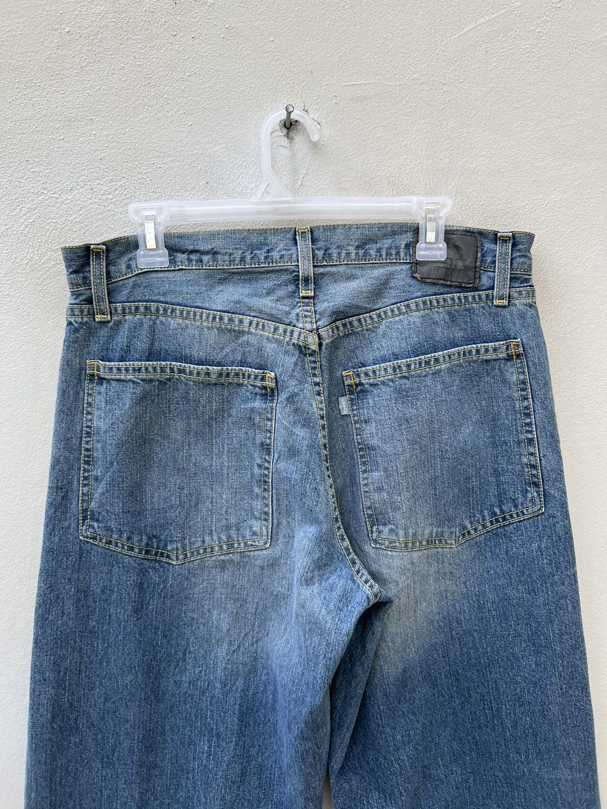 Levi's × Vintage Vintage 2004 Levi’s Silvertab Faded Denim Baggy Jeans Size US 33 - 15 Thumbnail