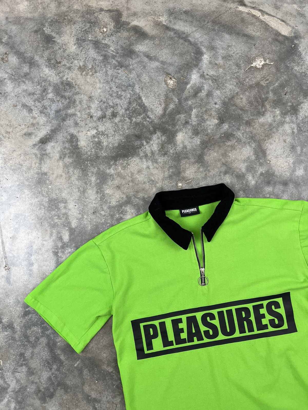 Pleasures Pleasures Neon Green Block Logo Zip Polo Shirt Sz. Small Size US S / EU 44-46 / 1 - 2 Thumbnail