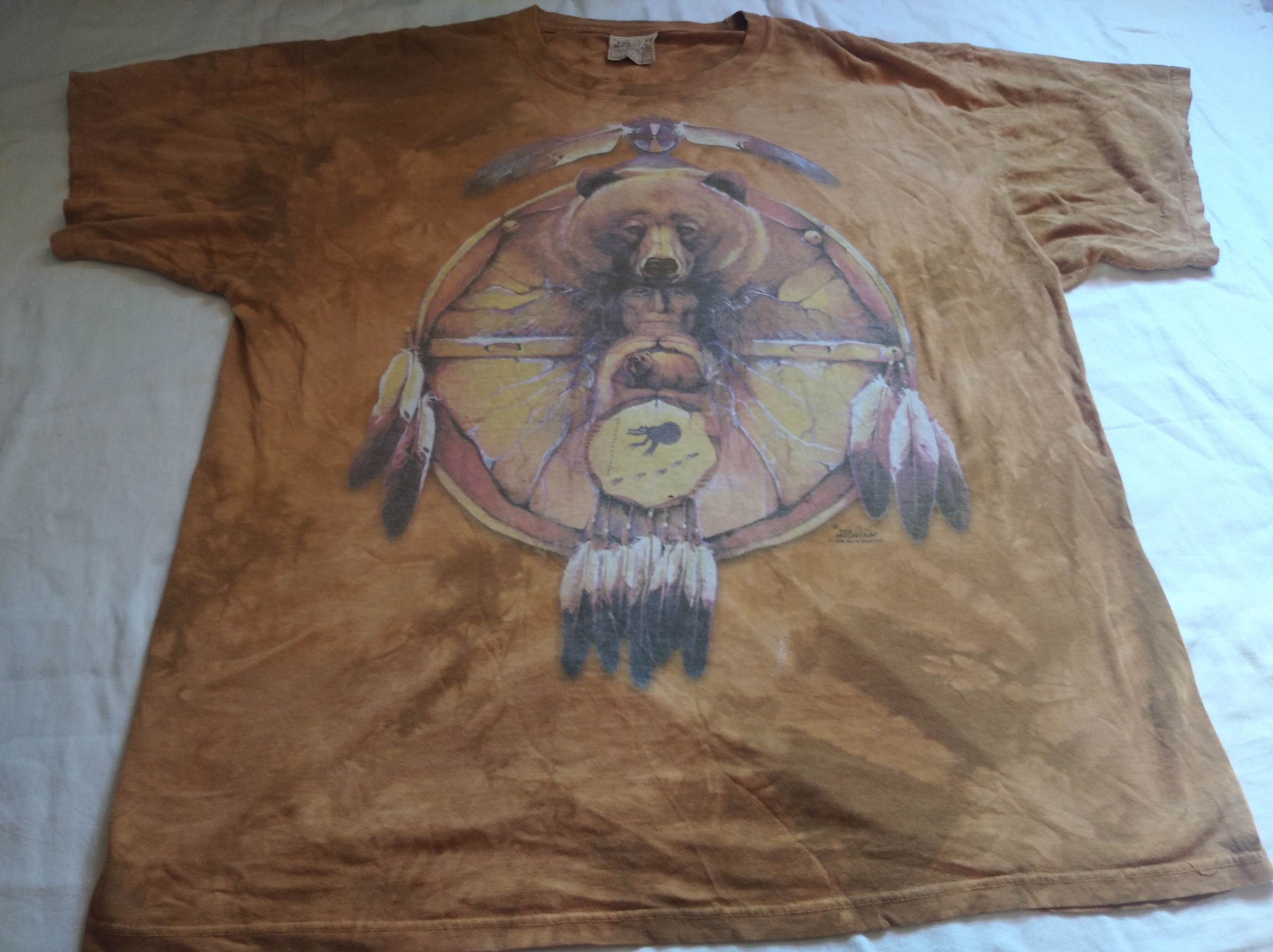Vintage The Mountain Bears Dreamcatcher Native T-Shirt
