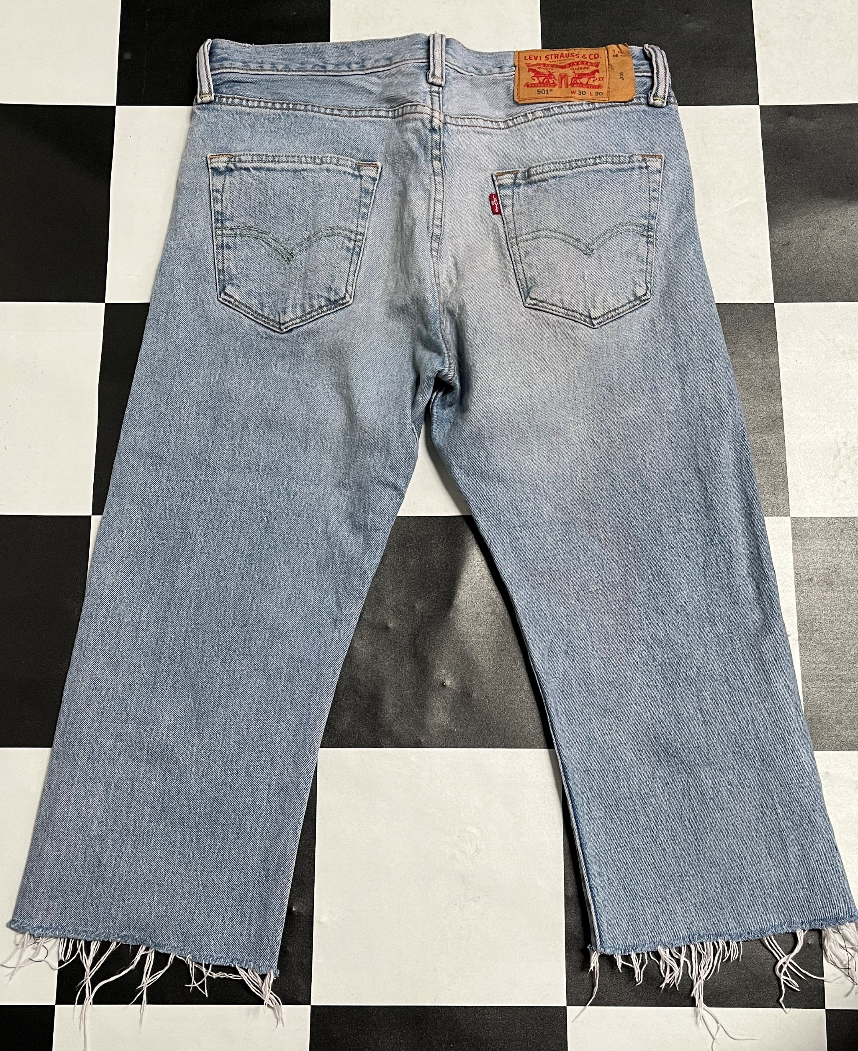 Levi's × Vintage Vintage Levis 501 Distressed Denim Jeans L113 Size US 30 / EU 46 - 2 Thumbnail