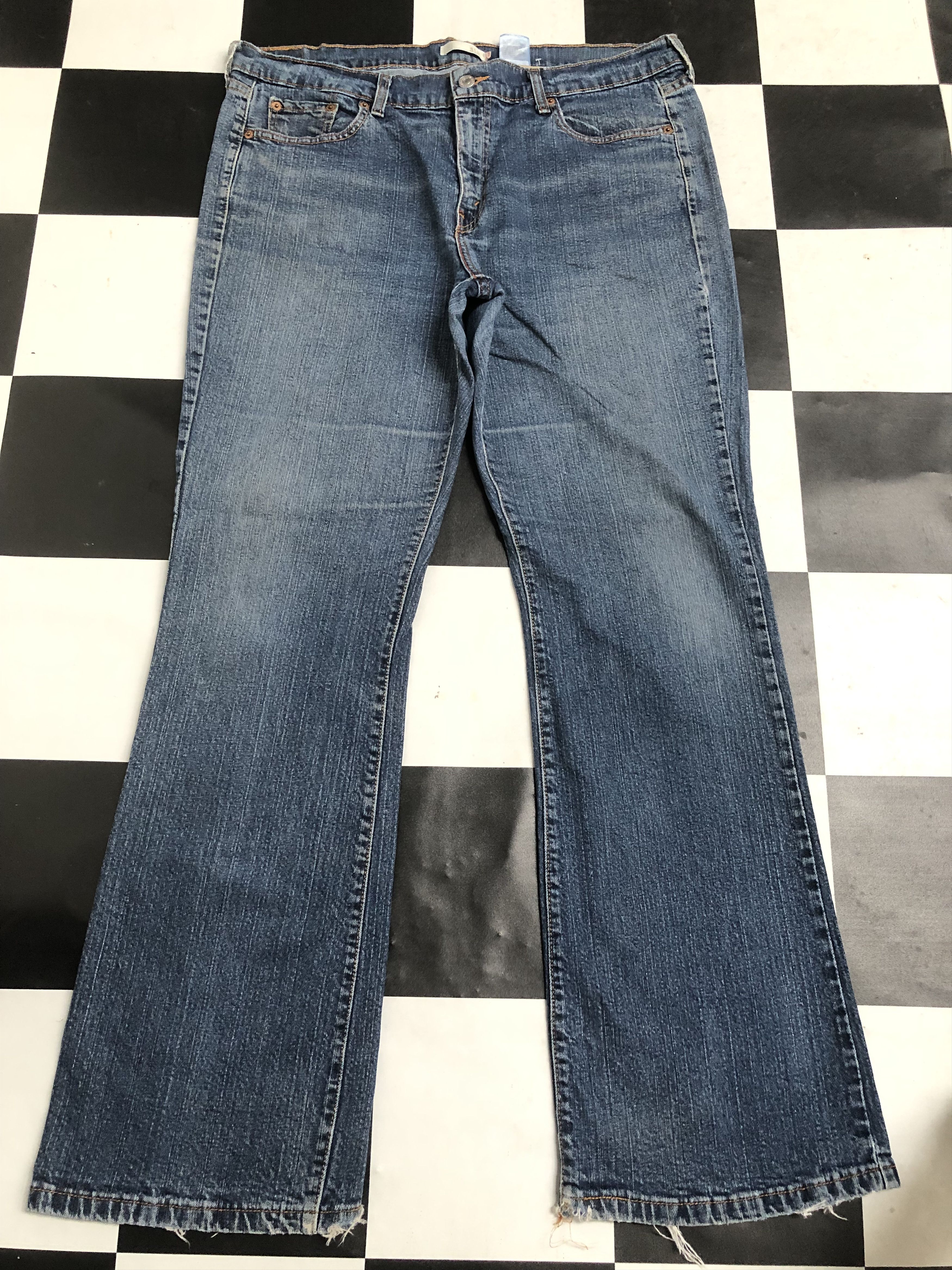 Vintage Levis 513 Bootcut Jean Women L423