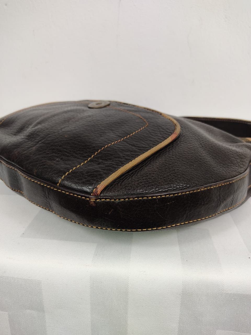 Burberry × Designer Burberry Hobo Leather Handbag Size ONE SIZE - 13 Thumbnail