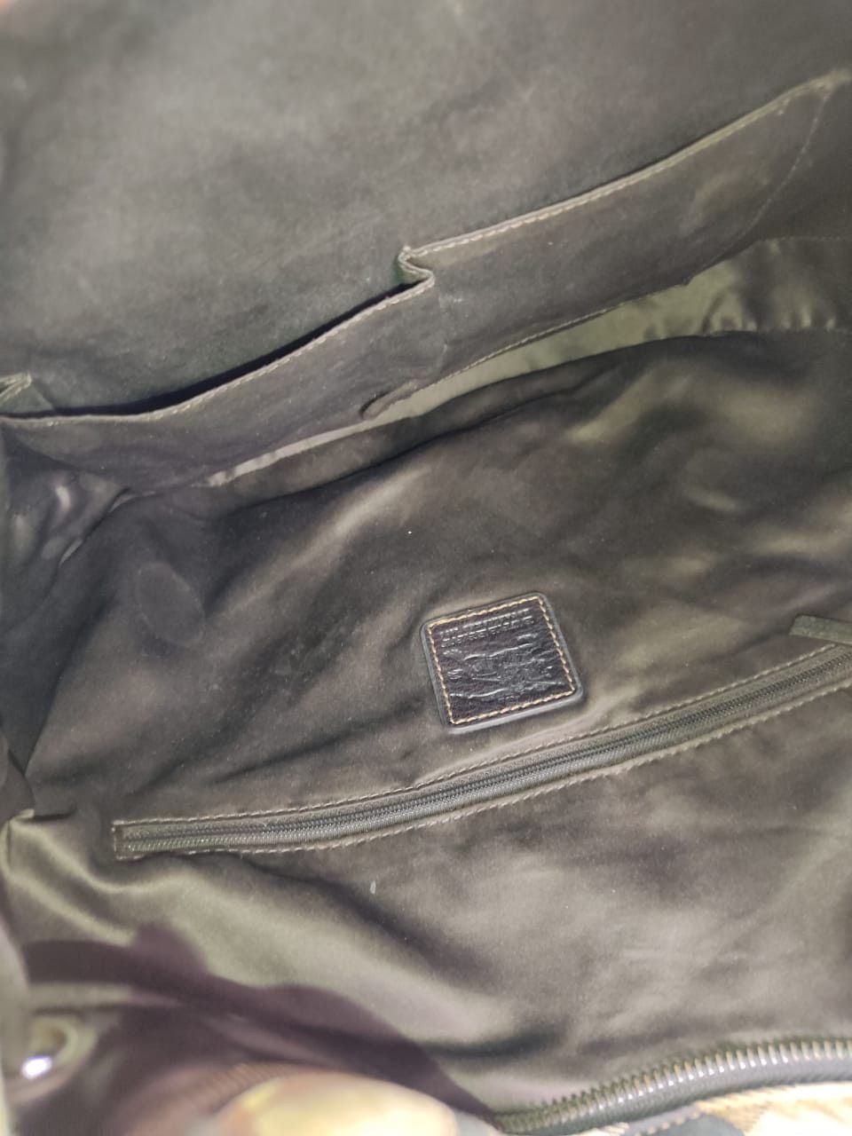 Burberry × Designer Burberry Hobo Leather Handbag Size ONE SIZE - 15 Thumbnail