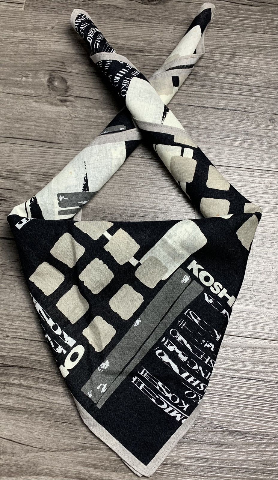 Michiko Koshino Handkerchief/Neckerchief/Bandana