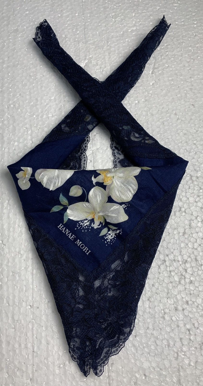 Hanae Mori Hanae Mori Handkerchief / Bandana / Neckerchief Size ONE SIZE - 1 Thumbnail
