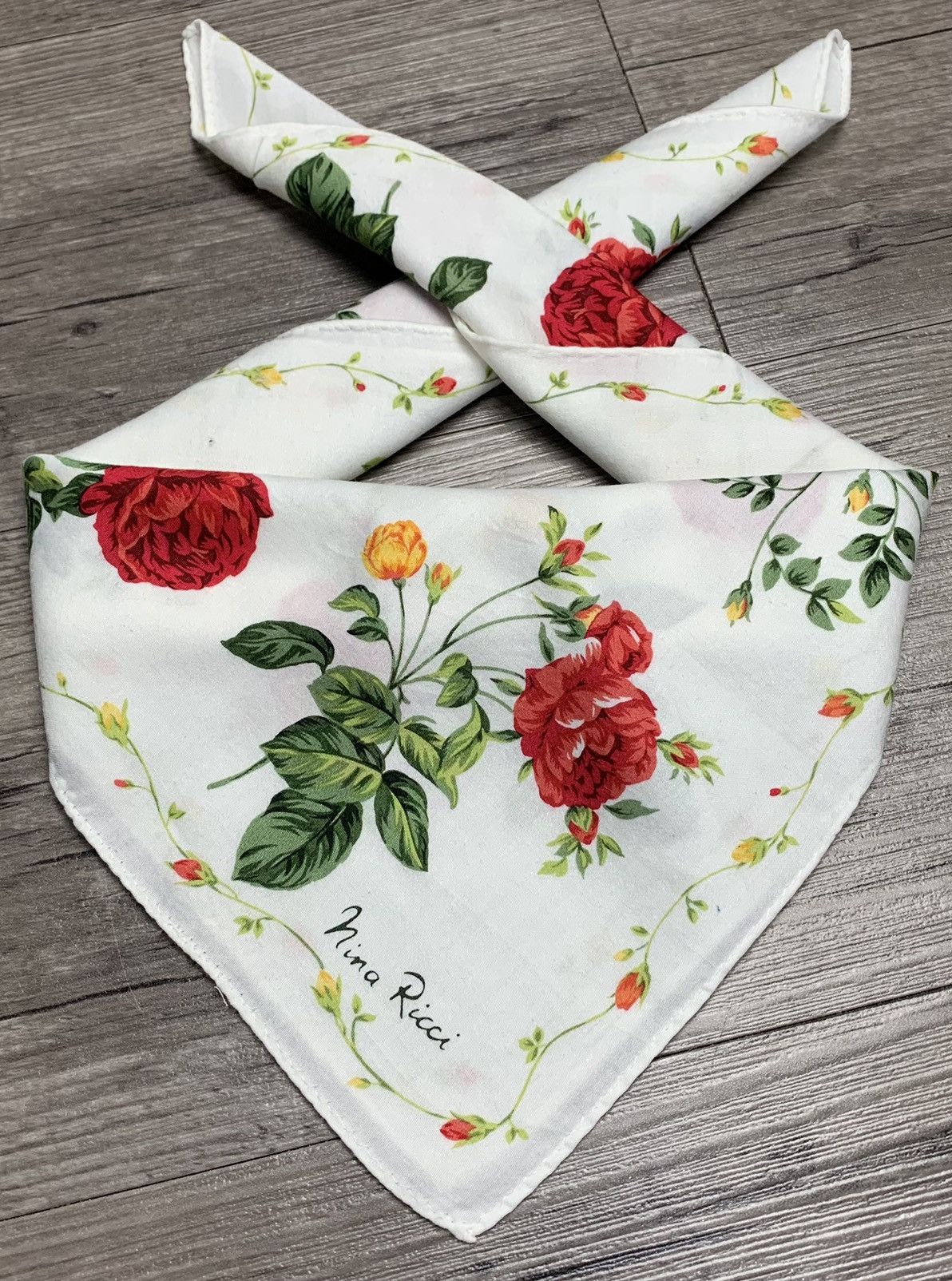Nina Ricci Nina Ricci Handkerchief / Bandana / Neckerchief Size ONE SIZE - 1 Thumbnail