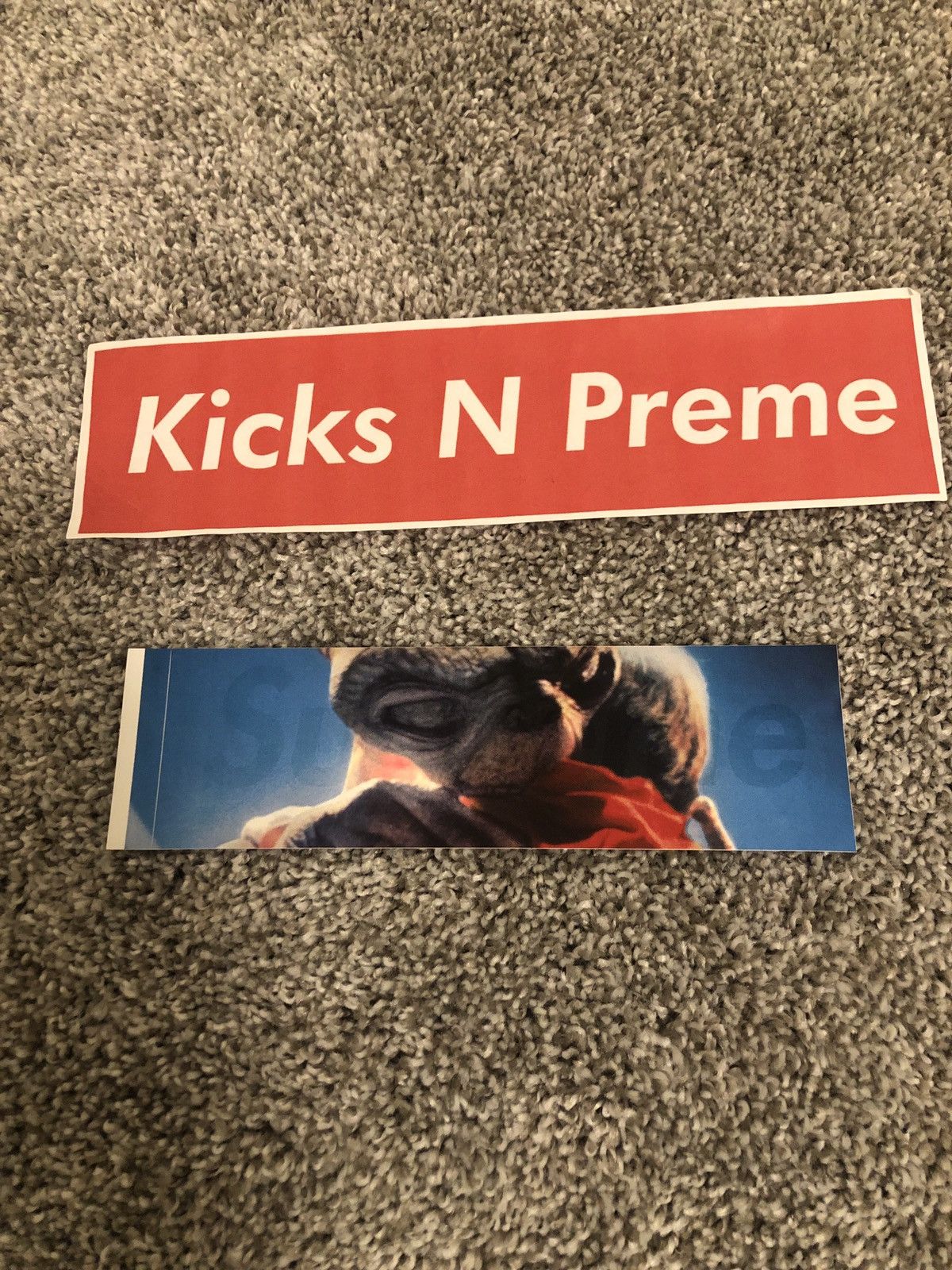 Supreme Supreme ET box logo sticker Size ONE SIZE - 1 Preview