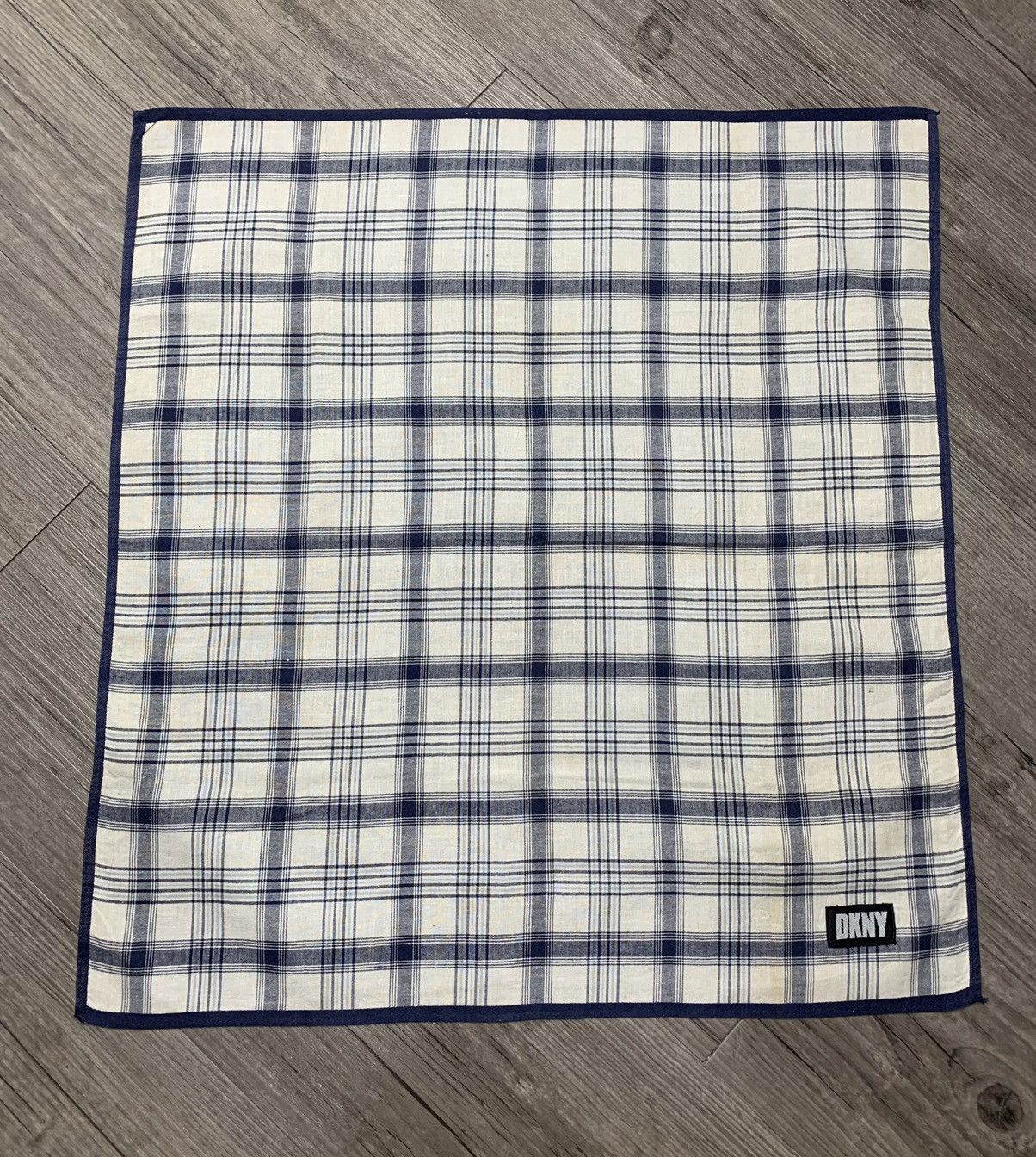 DKNY DKNY Handkerchief / Bandana / Neckerchief Size ONE SIZE - 2 Thumbnail