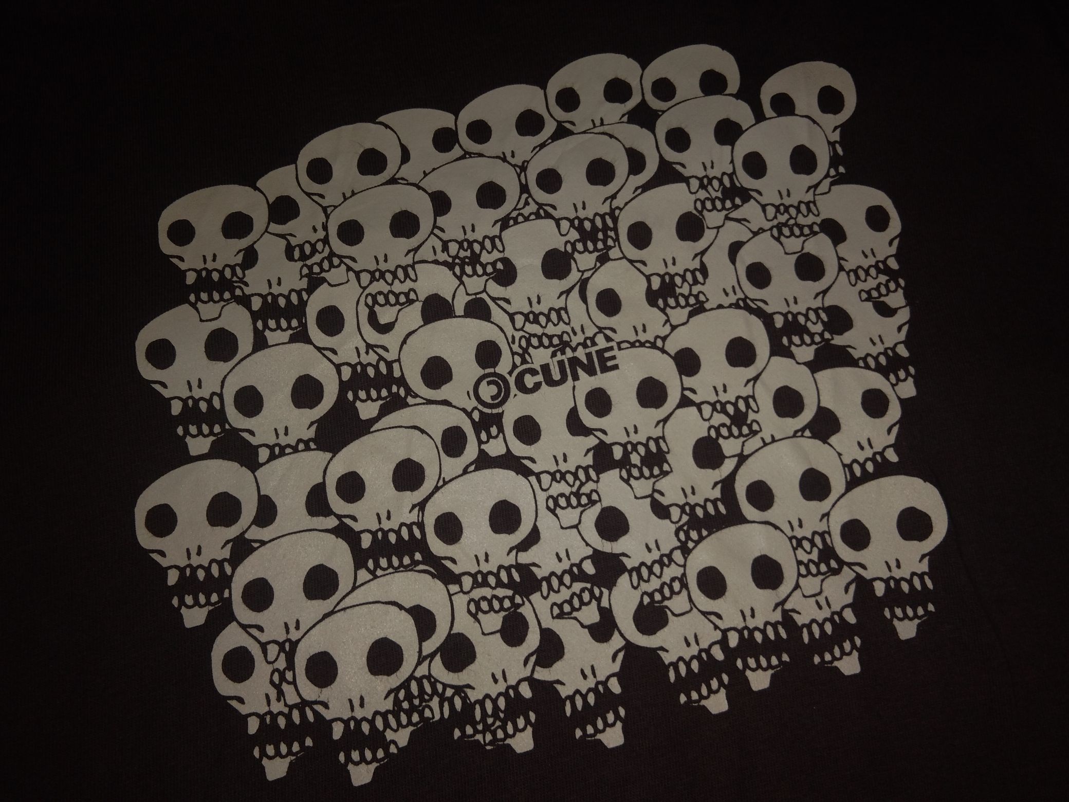 Japanese Brand Cune Japan Raglan shirt skulls designer Hironori Yasuda Size US M / EU 48-50 / 2 - 1 Thumbnail
