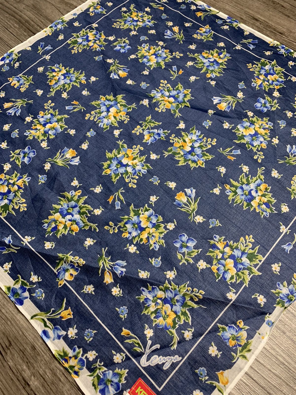 Kenzo Kenzo Handkerchief / Bandana / Neckerchief Size ONE SIZE - 4 Thumbnail