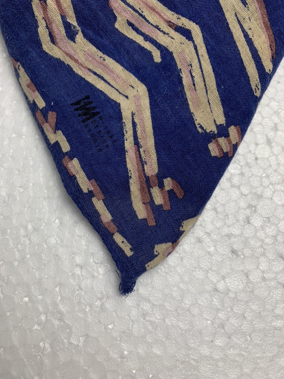 Issey Miyake Issey Miyake Handkerchief / Neckerchief / Bandana Size ONE SIZE - 7 Thumbnail
