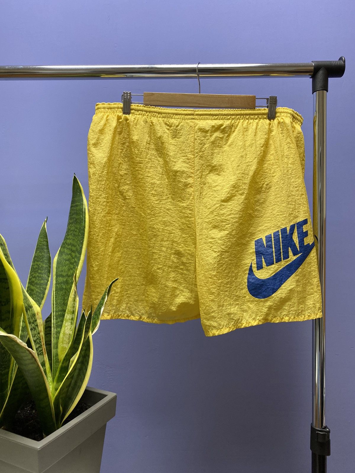 Nike × Vintage Vintage 90s Nike Big Logo Swoosh Shorts Size US 34 / EU 50 - 1 Thumbnail