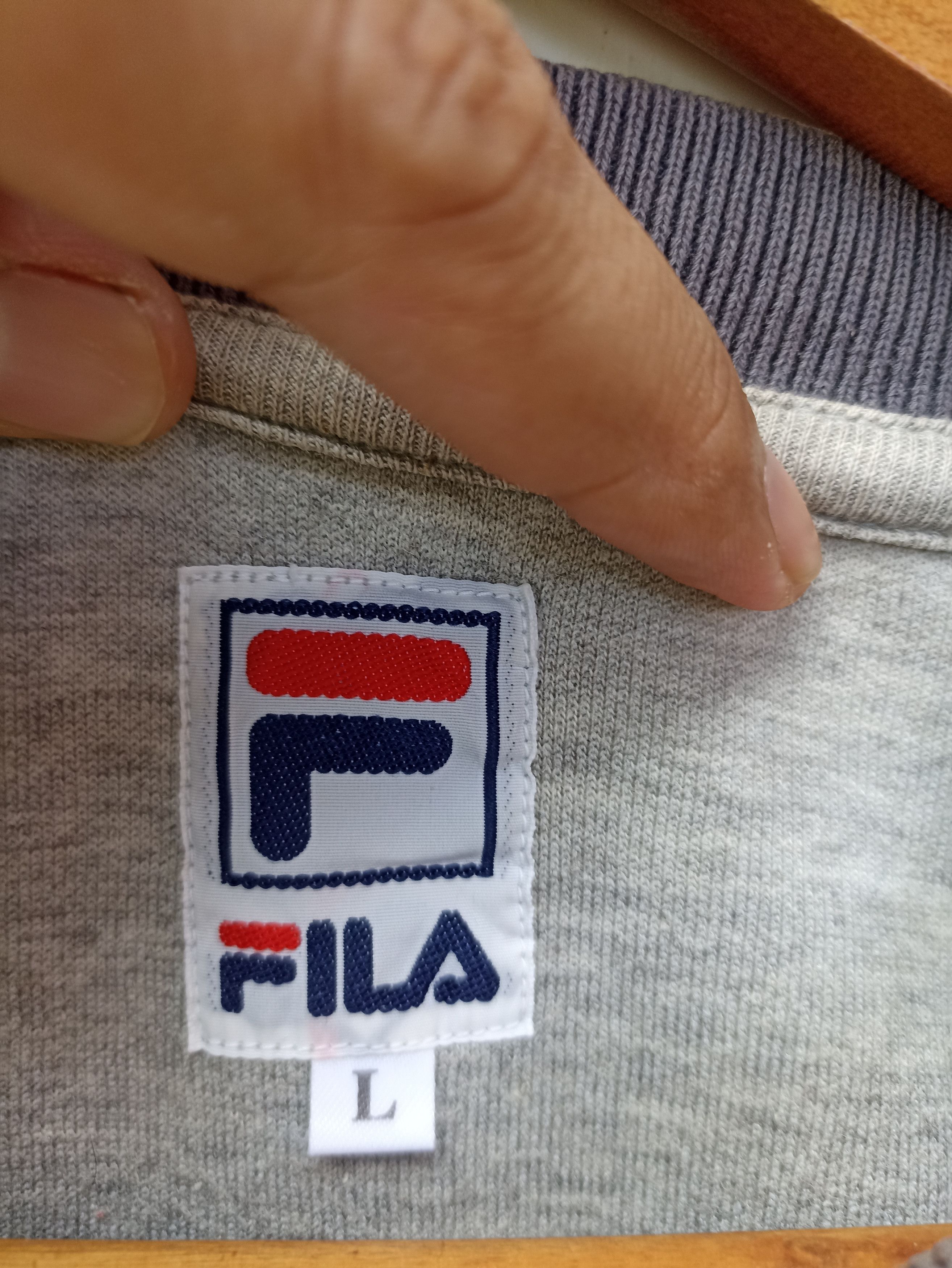 Fila 🔥 Vintage 90s Vintage Fila sweatshirt big logo Size US L / EU 52-54 / 3 - 3 Thumbnail