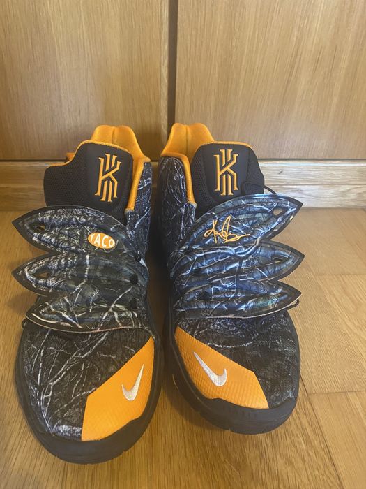 kyrie 5 taco orange