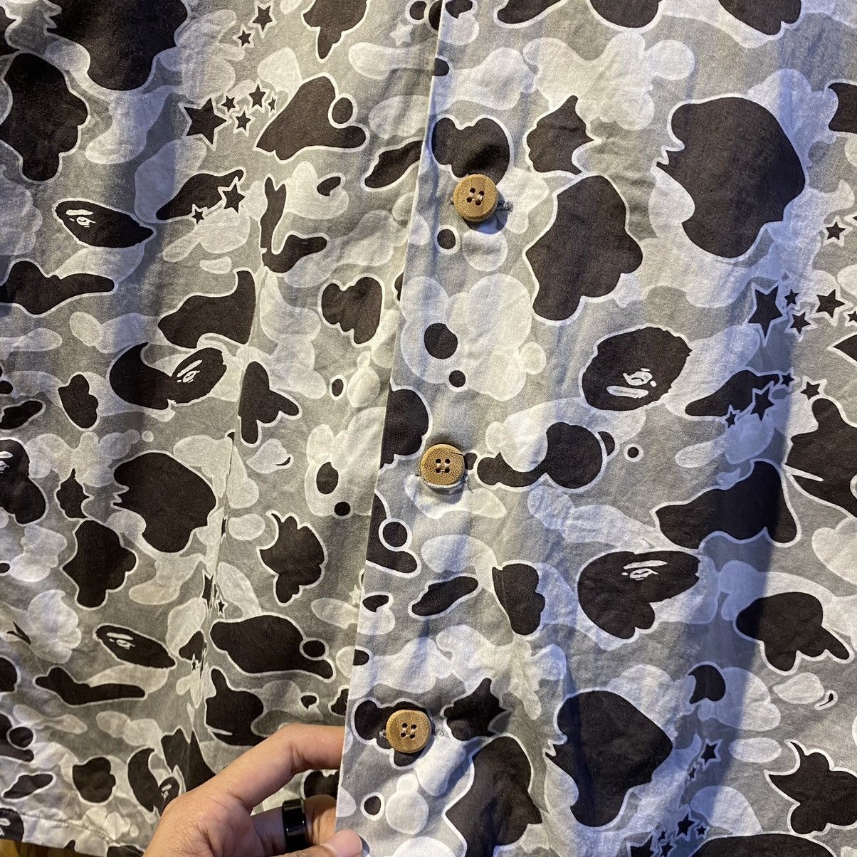 Bape VINTAGE‼️A Bathing Ape Fullprint Shirts Button Upd Size US M / EU 48-50 / 2 - 11 Thumbnail