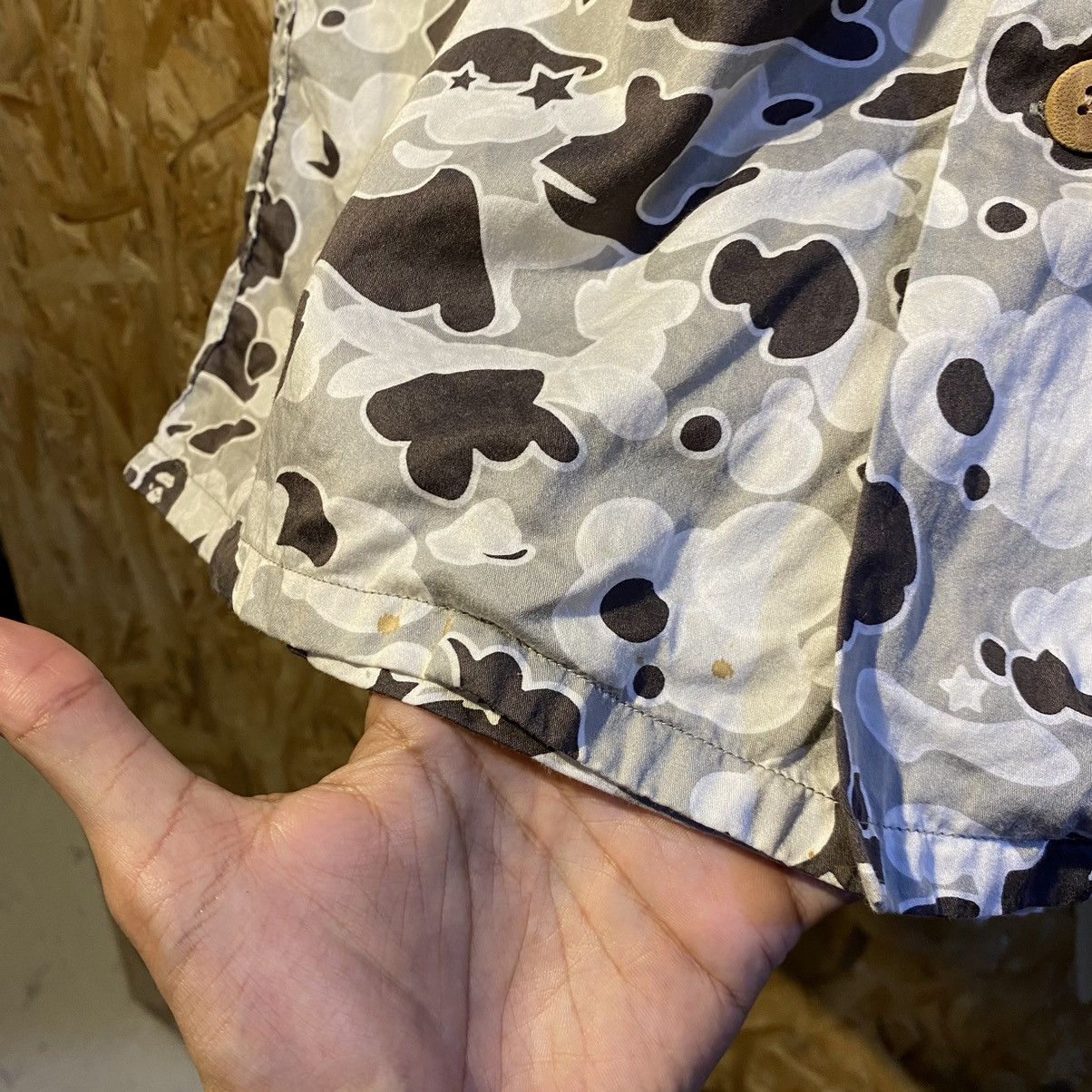Bape VINTAGE‼️A Bathing Ape Fullprint Shirts Button Upd Size US M / EU 48-50 / 2 - 6 Thumbnail