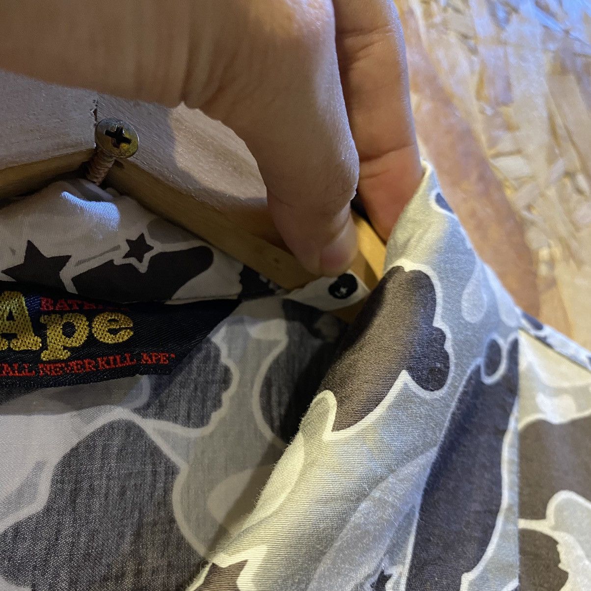 Bape VINTAGE‼️A Bathing Ape Fullprint Shirts Button Upd Size US M / EU 48-50 / 2 - 13 Thumbnail