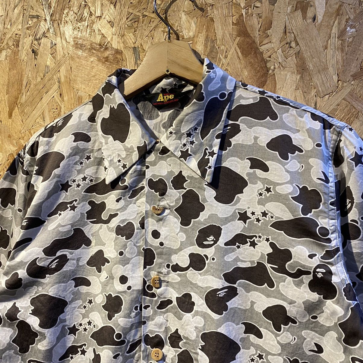 Bape VINTAGE‼️A Bathing Ape Fullprint Shirts Button Upd Size US M / EU 48-50 / 2 - 3 Thumbnail