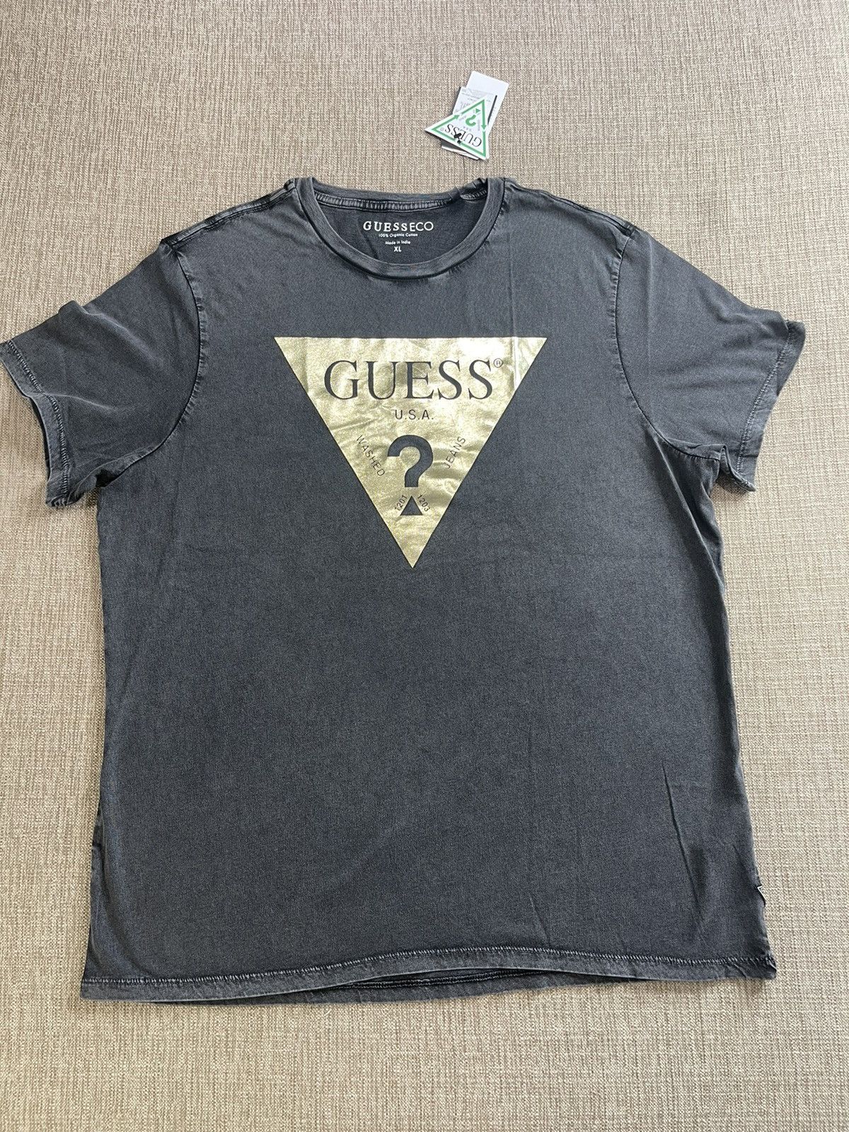 Guess Guess Washed Logo Crew Tee Size US XL / EU 56 / 4 - 1 Thumbnail