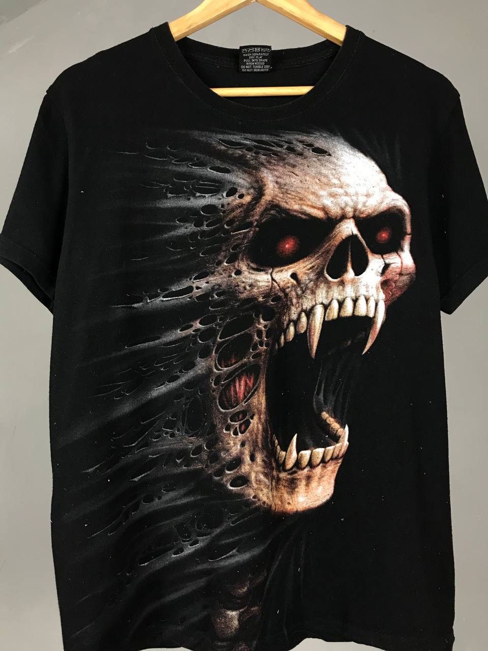 Vintage Skulls vintage rock overprinted tee Size US S / EU 44-46 / 1 - 4 Thumbnail