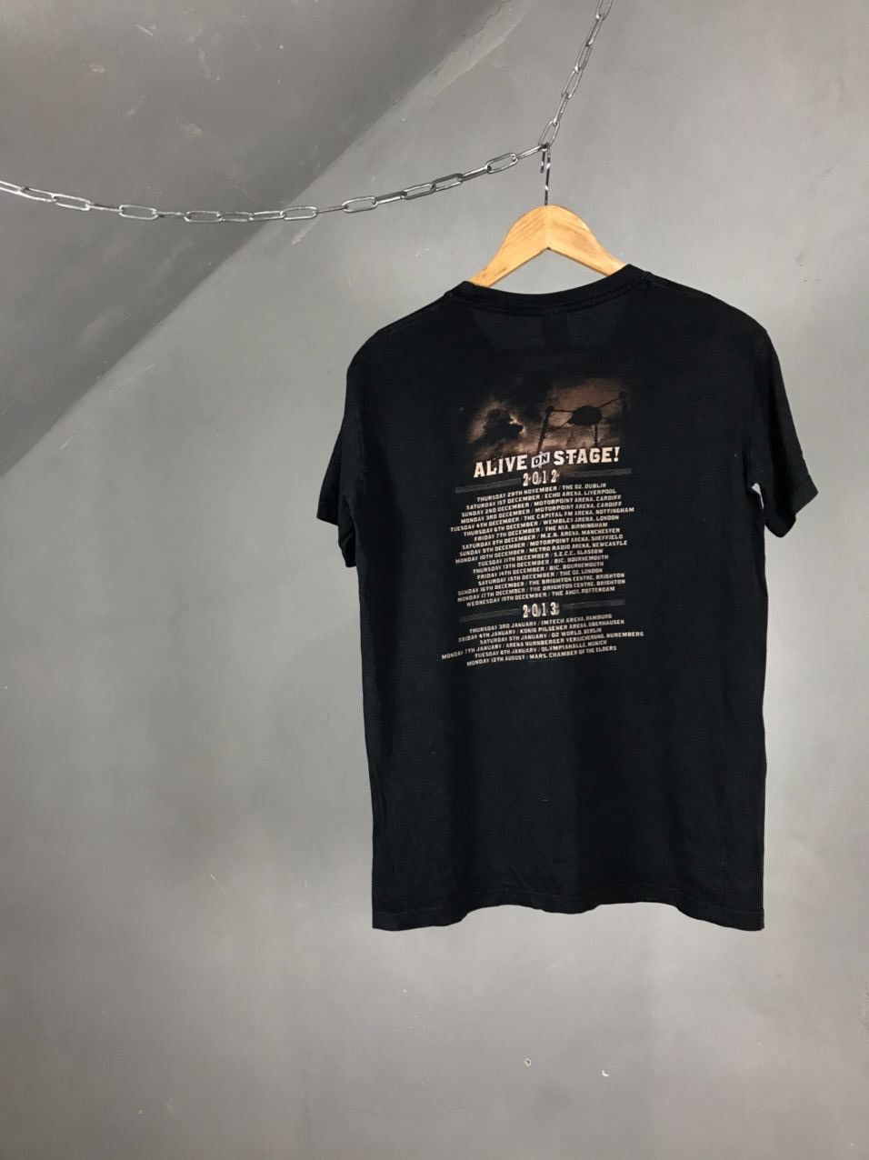 Other × Vintage The war of the worlds 2012 vintage movie tee Size US M / EU 48-50 / 2 - 7 Thumbnail
