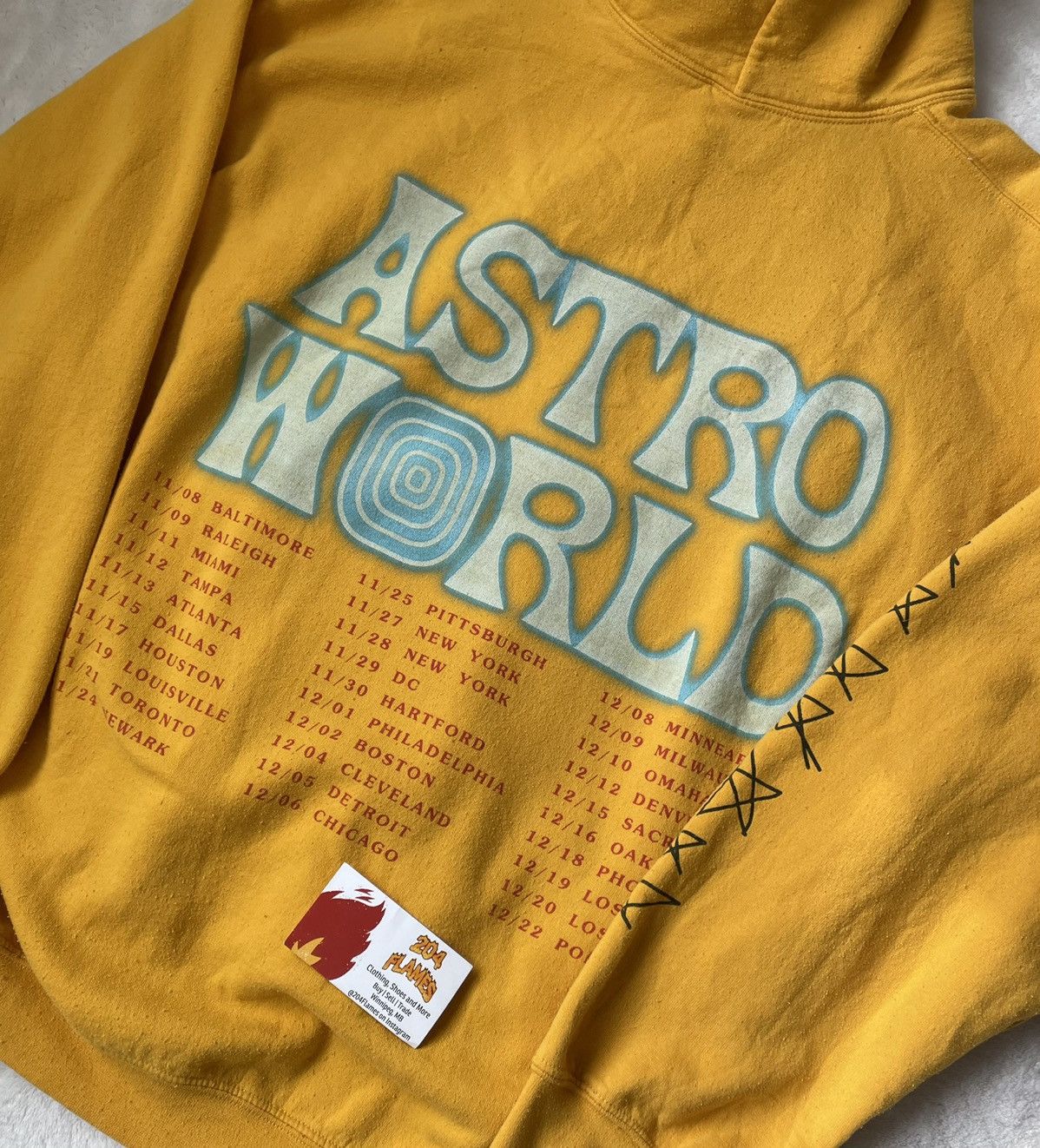 Travis Scott Astroworld Yellow Hoodie Size US XL / EU 56 / 4 - 2 Thumbnail
