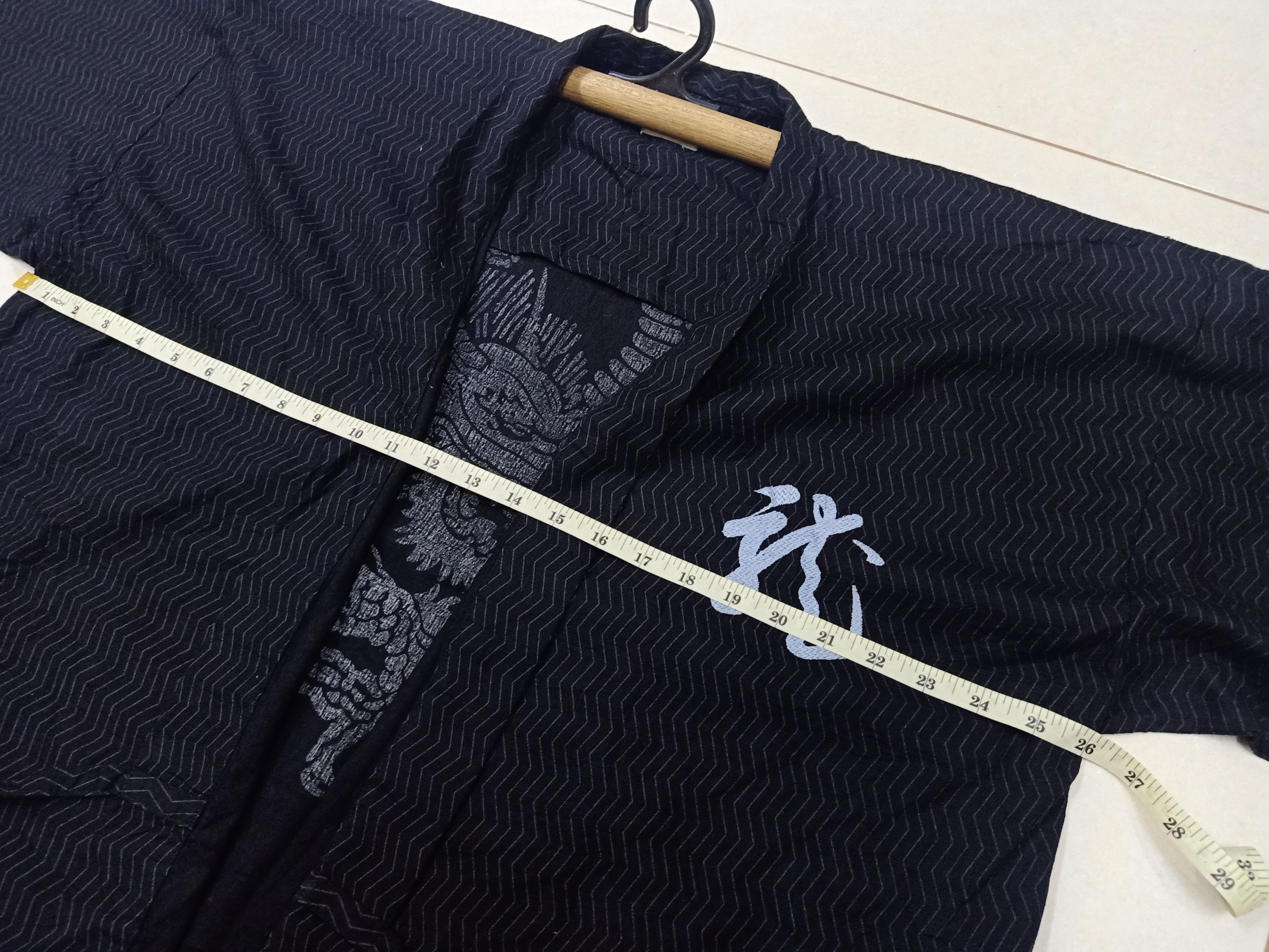 Japanese Brand DRAGON Kimono Japan Big Graphics Black Samurai Haori Yukata Size US L / EU 52-54 / 3 - 10 Thumbnail