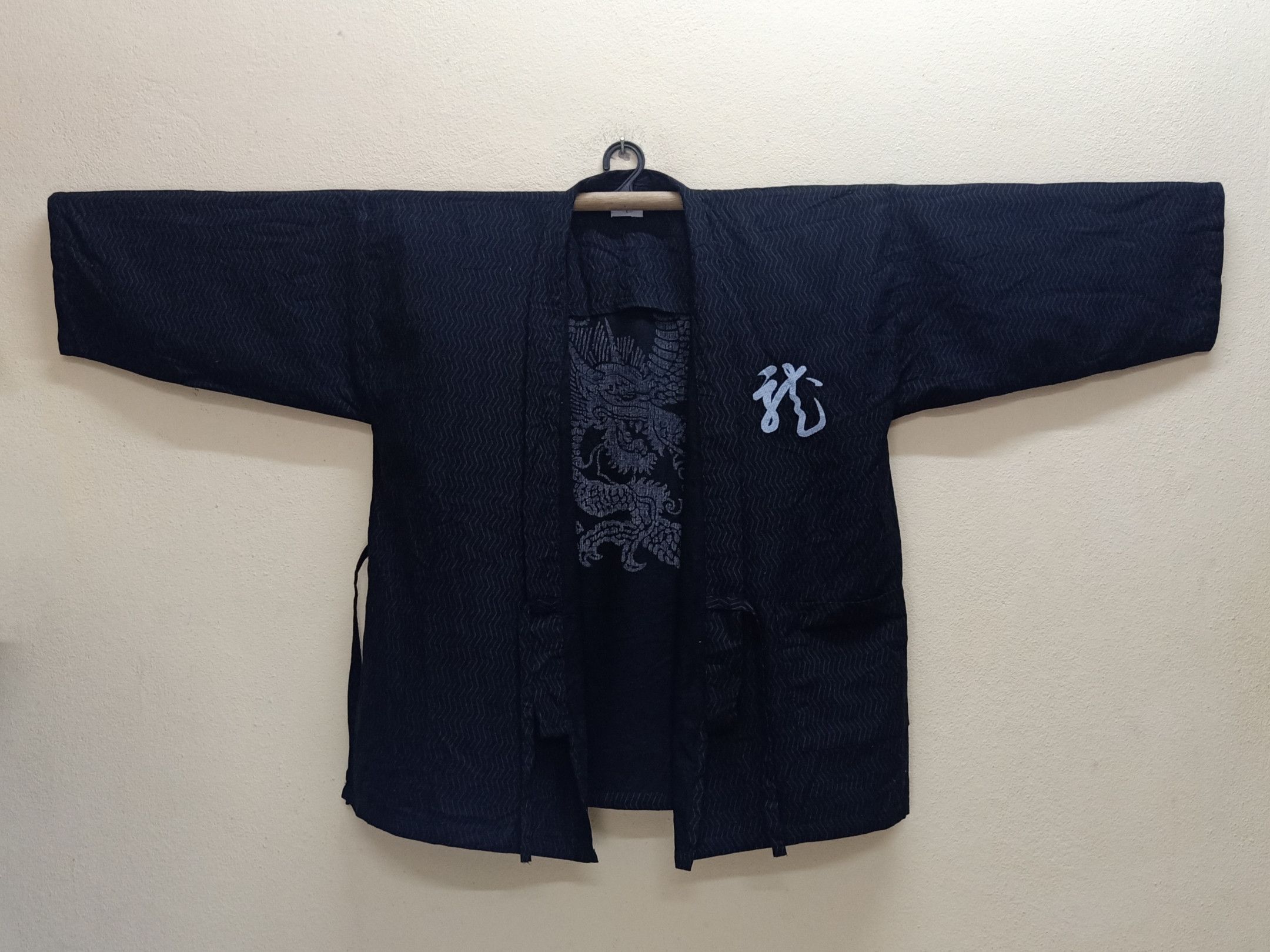 Japanese Brand DRAGON Kimono Japan Big Graphics Black Samurai Haori Yukata Size US L / EU 52-54 / 3 - 4 Thumbnail