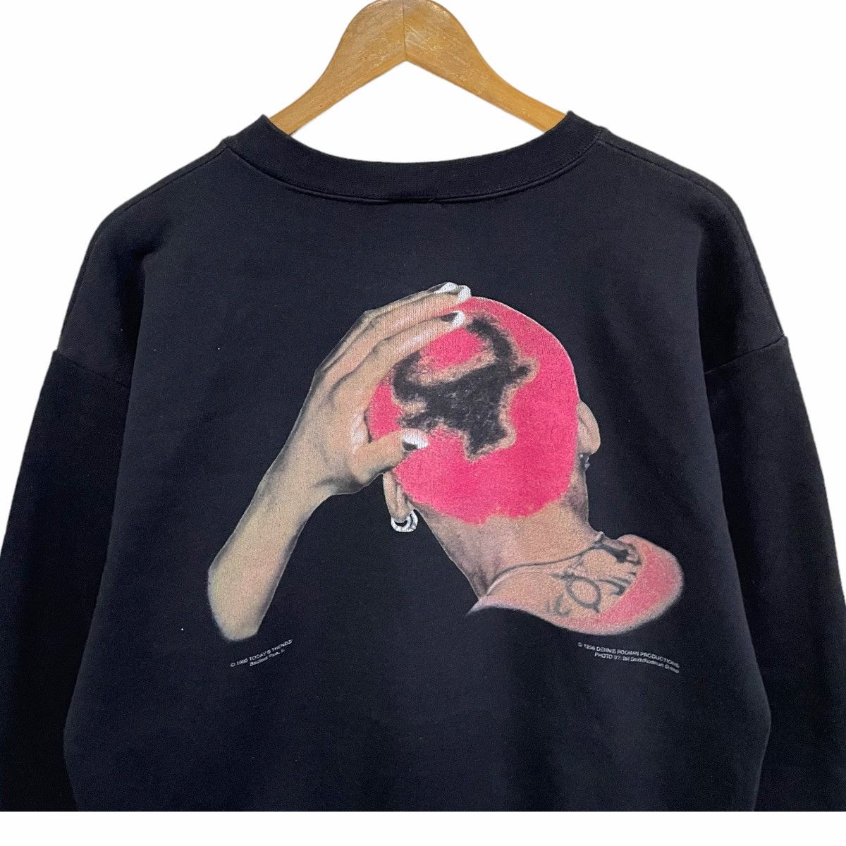 NBA × Vintage 💥90s DENNIS RODMAN NBA CHICAGO BULLS SWEATSHIRT Size US XL / EU 56 / 4 - 4 Thumbnail