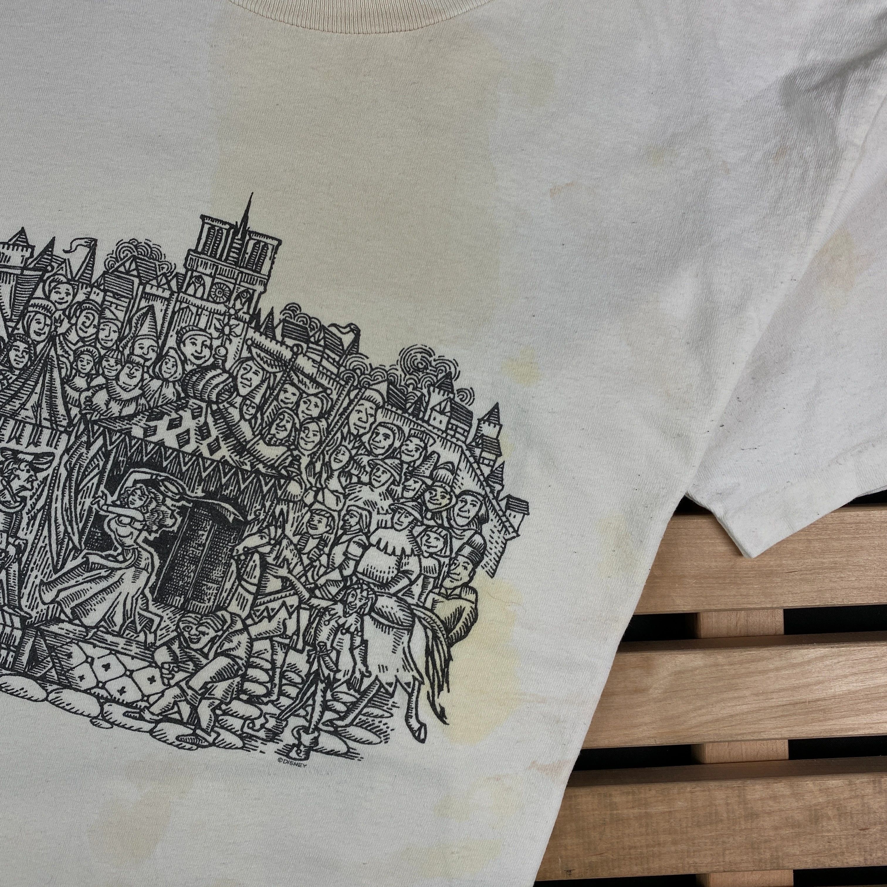 Disney × Vintage Mens Vintage T Shirt The Hunchback of Notre Dame Size L Size US L / EU 52-54 / 3 - 5 Thumbnail