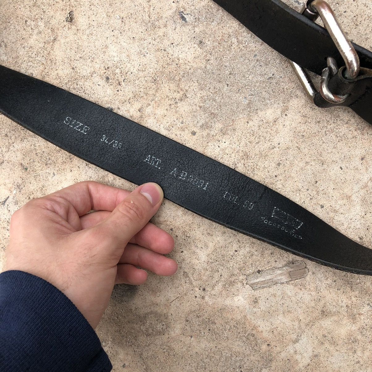 Genuine Leather × Levi's × Vintage Levi’s vintage leather belt made in Italy 🇮🇹 Y2K Size 34 - 6 Thumbnail