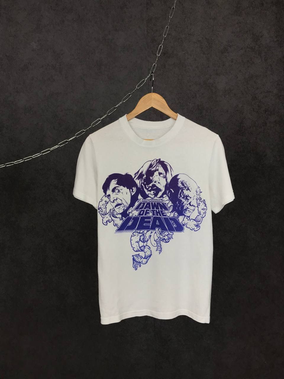 Vintage Dawn of the Dead vintage expect horror movie tee Size US S / EU 44-46 / 1 - 1 Thumbnail