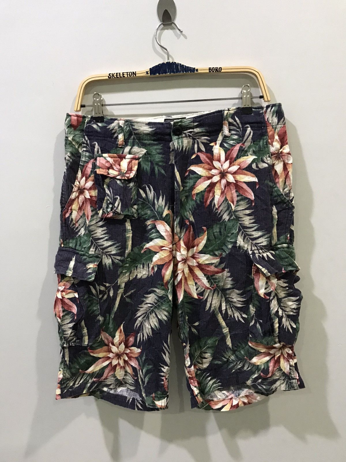 Designer 68&BROTHERS Japan Cargo Floral Short Size US 33 - 1 Thumbnail
