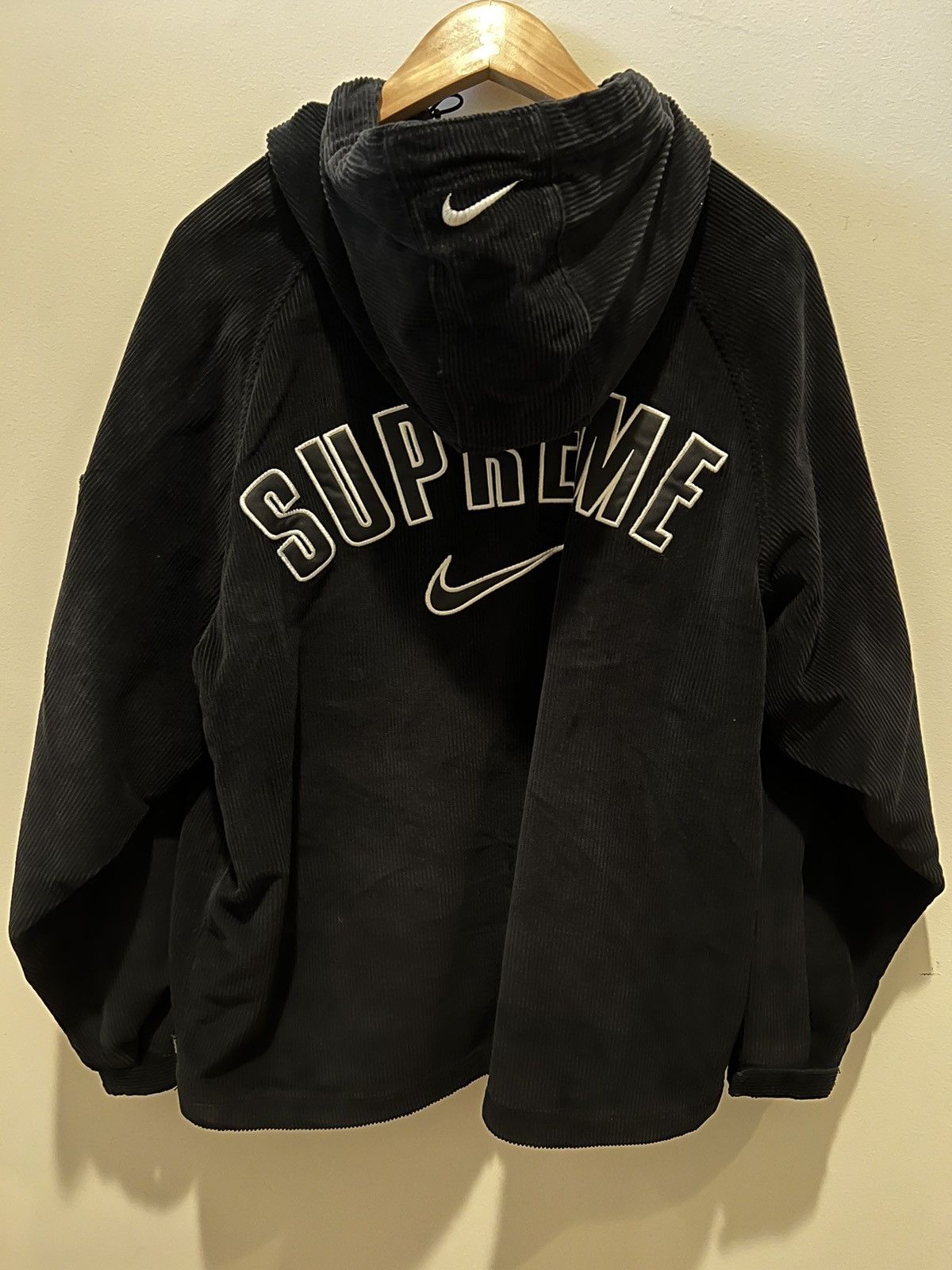 Nike × Supreme Supreme Nike Arc Corduroy Hooded Jacket Black 