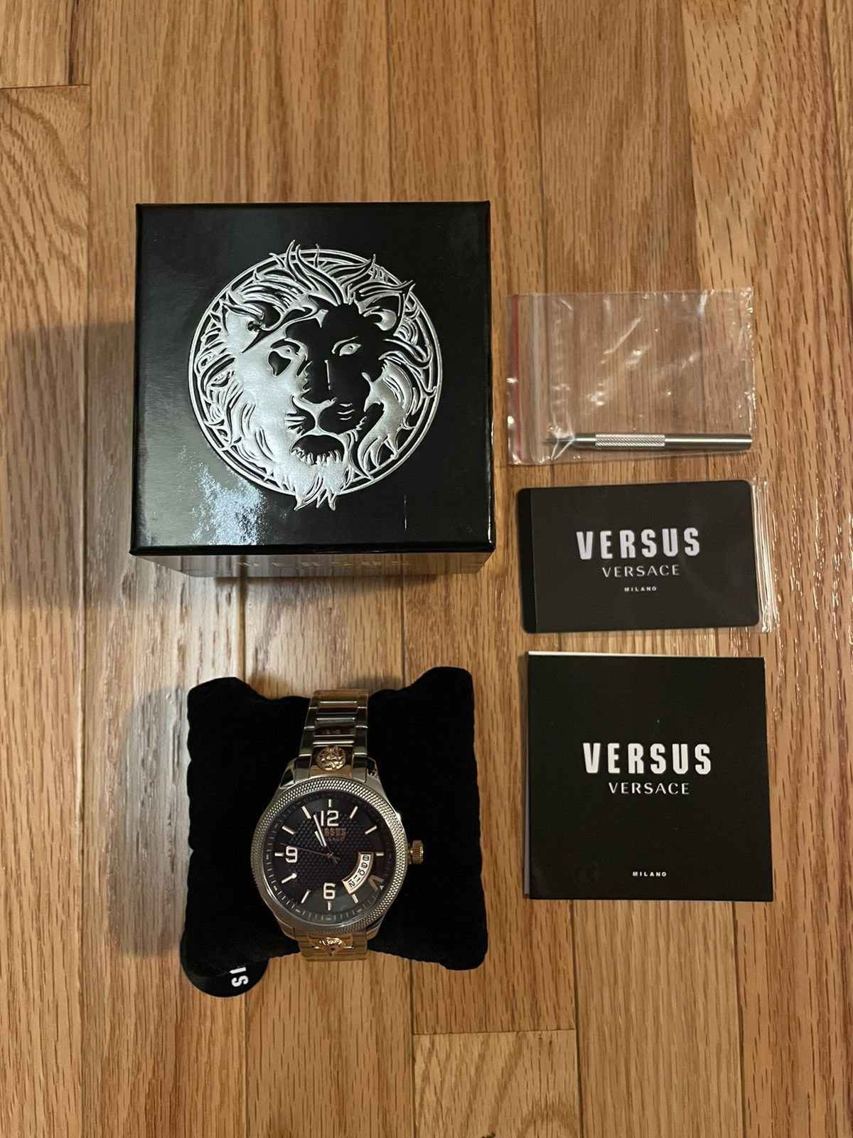 Versace × Versus Versace Versus Versace Watch Size ONE SIZE - 3 Thumbnail
