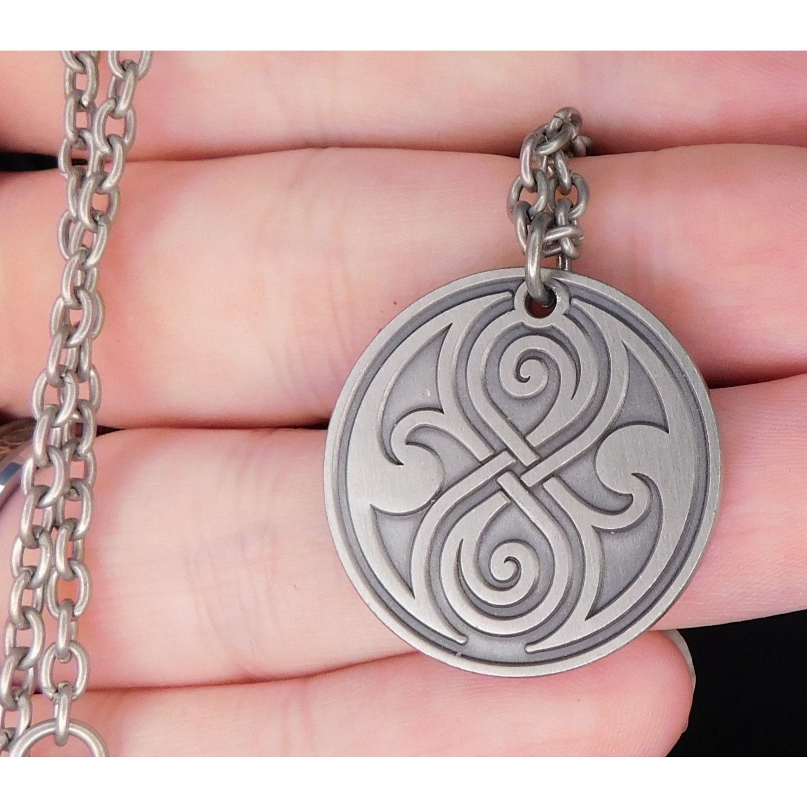 Doctor Who Seal of Rassilon Engraved Chain Necklace