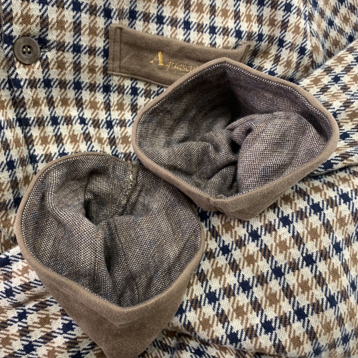 Aquascutum Vintage Aquascutum Of London Nova Check Long Sleeve Shirt Size US L / EU 52-54 / 3 - 8 Thumbnail