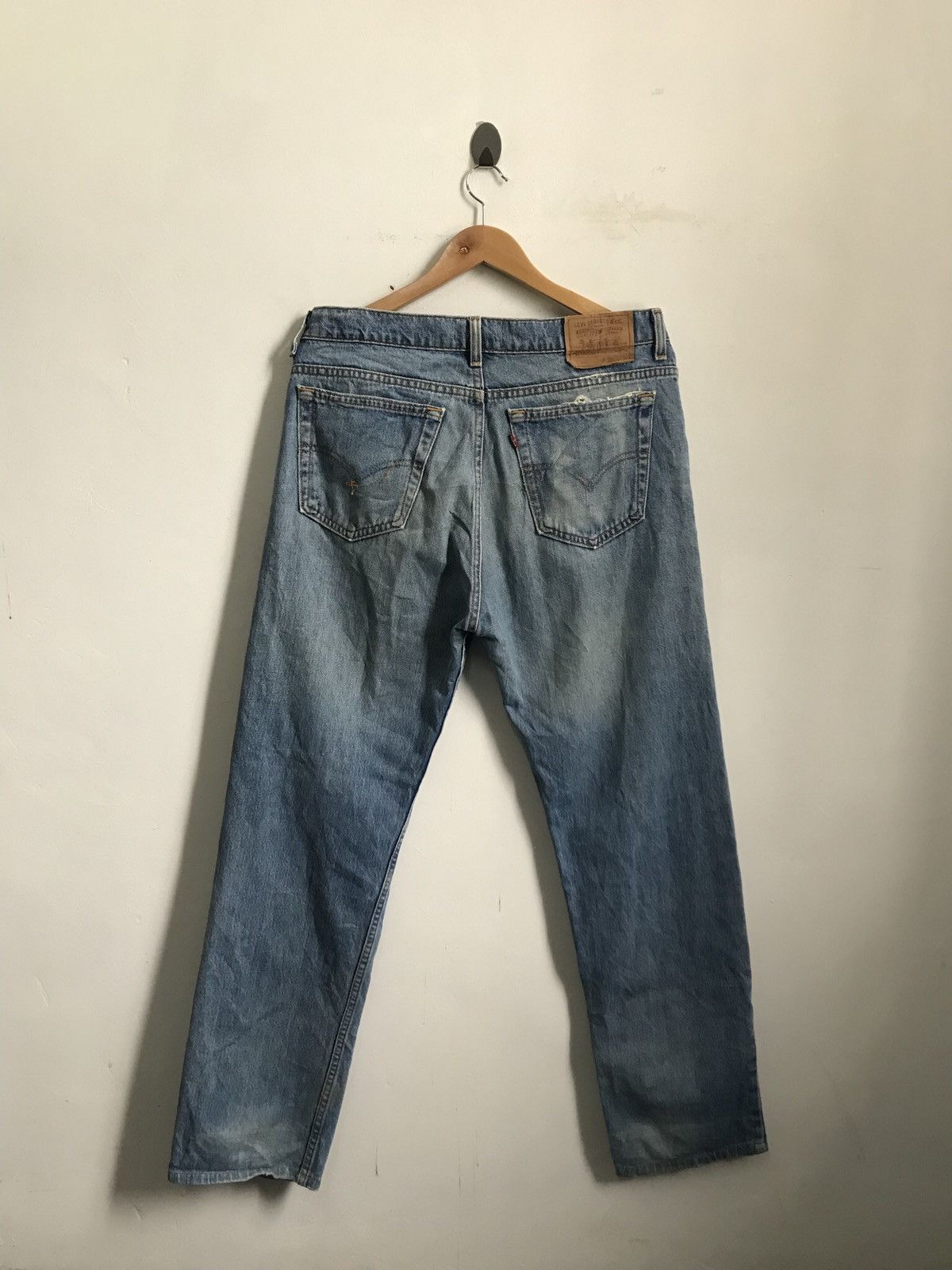Levi's Levis 505 Made in USA Distressed Denim Jeans Size US 35 - 2 Thumbnail